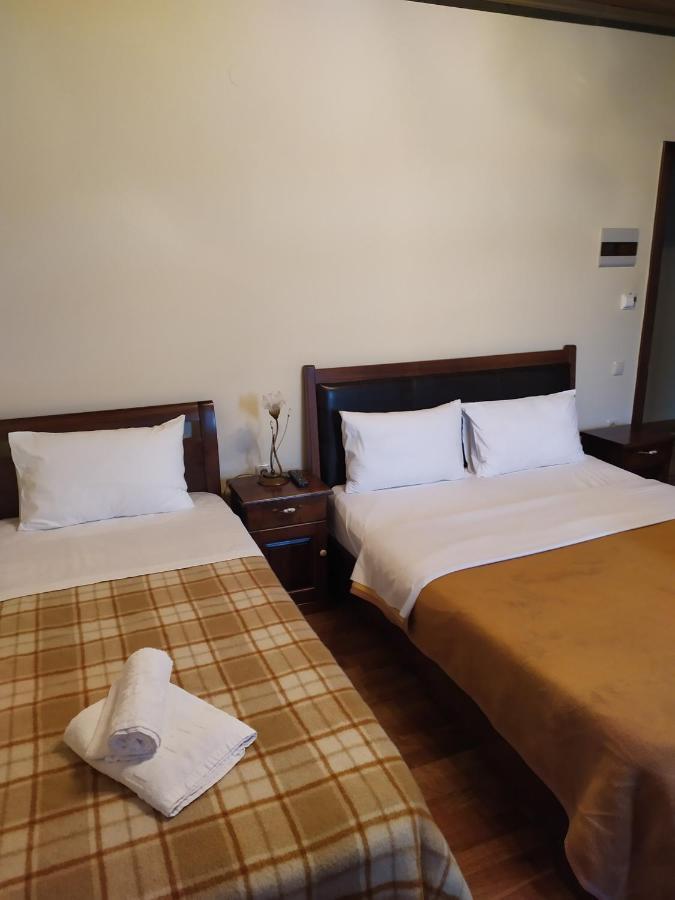 Aggelon Katafygio Hotell Asprangeloi Eksteriør bilde